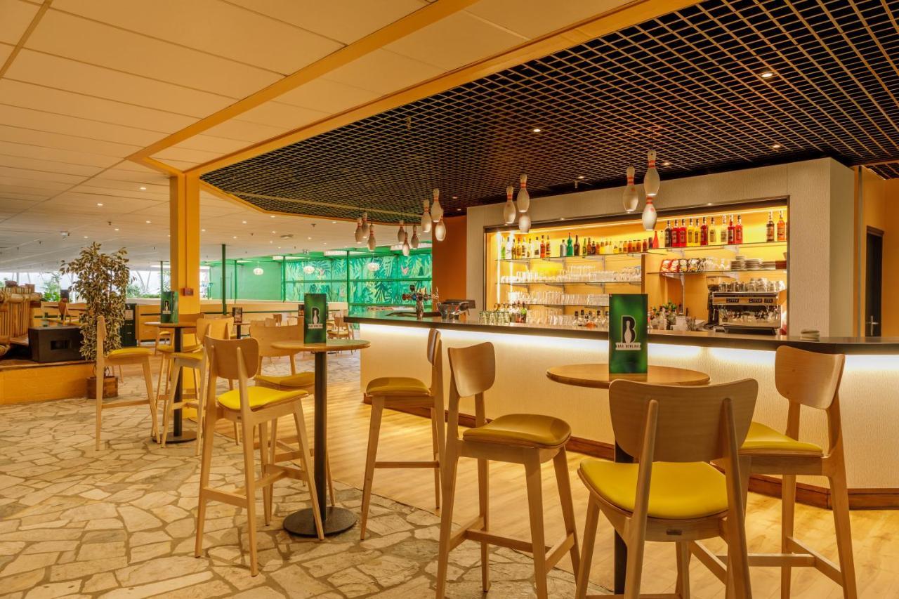 ホテル Center Parcs Les Bois Francs ヴェルヌイユ・ダヴル・エ・ディトン エクステリア 写真