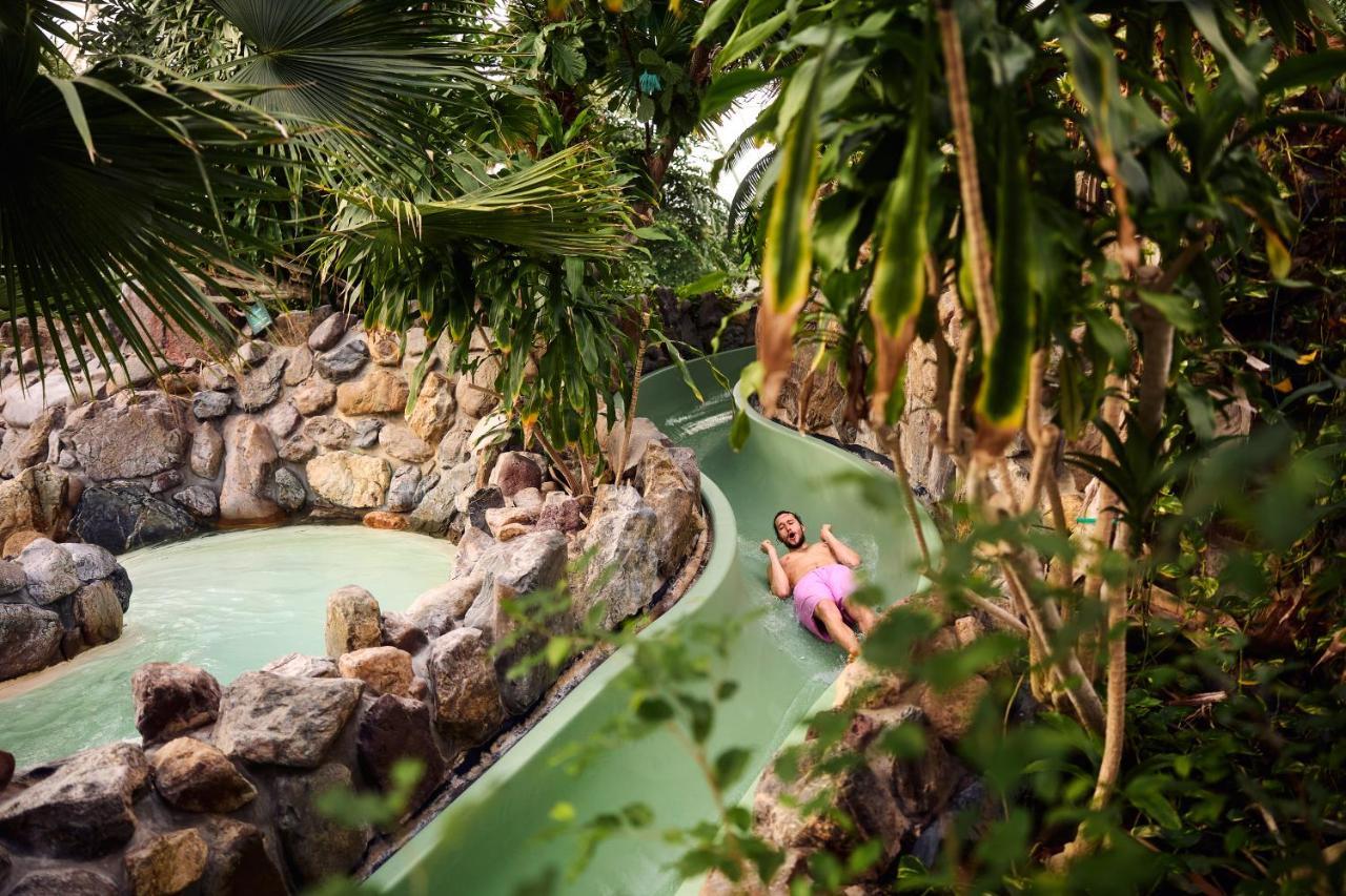 ホテル Center Parcs Les Bois Francs ヴェルヌイユ・ダヴル・エ・ディトン エクステリア 写真