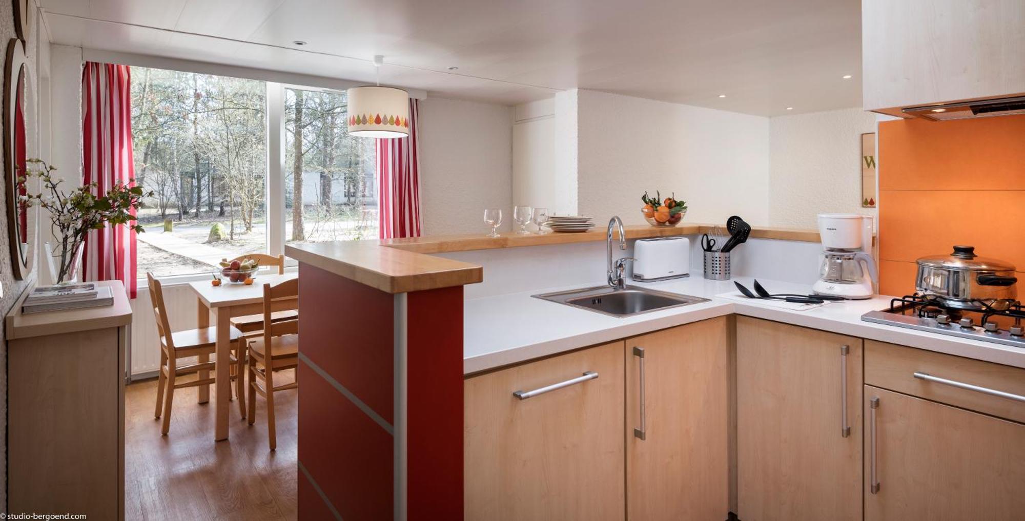 ホテル Center Parcs Les Bois Francs ヴェルヌイユ・ダヴル・エ・ディトン エクステリア 写真