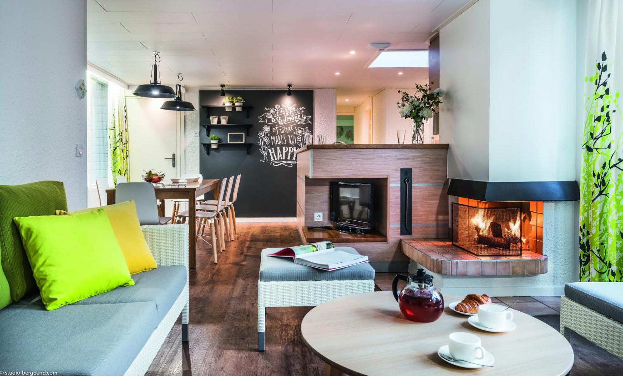 ホテル Center Parcs Les Bois Francs ヴェルヌイユ・ダヴル・エ・ディトン エクステリア 写真