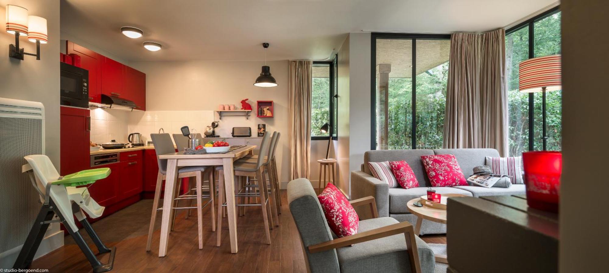 ホテル Center Parcs Les Bois Francs ヴェルヌイユ・ダヴル・エ・ディトン エクステリア 写真
